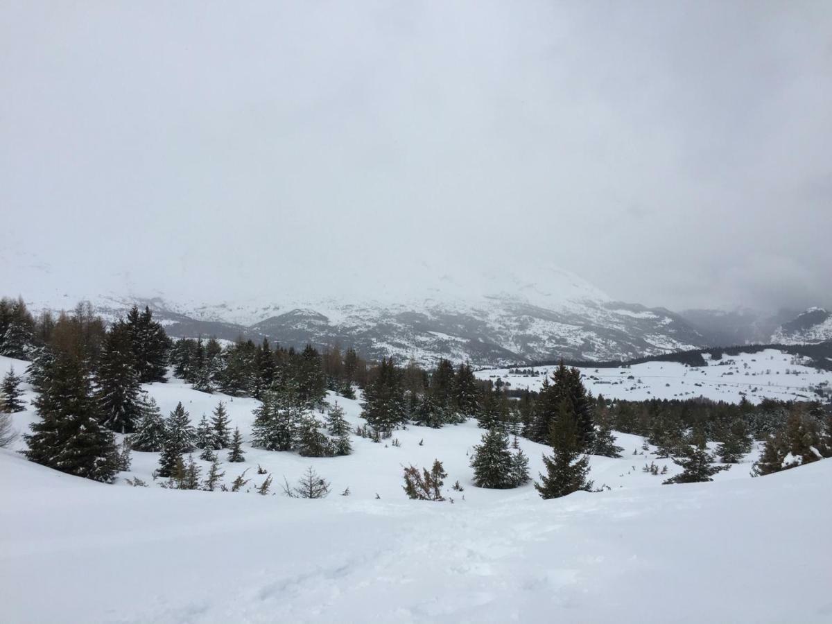 Appart 5pers joue du loup pied de pistes vue top La Joue du Loup Extérieur photo